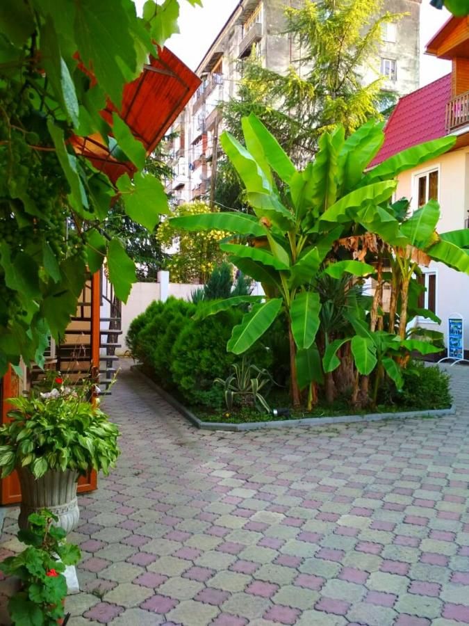 Гостевой дом Отель Милана Сухум-4